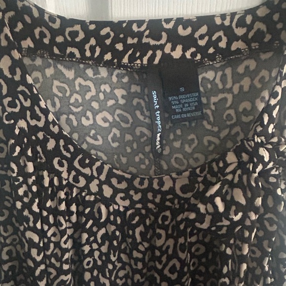 Saint Tropez West Sleeveless Leopard Print Blouse with Tie Scoop Neck Detail, SM - Picture 3 of 5